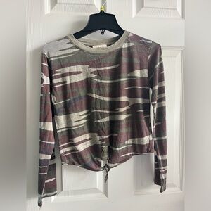 US VINTAGE Camouflage CROP TIE TOP.  Very cute. EUC Sz. M